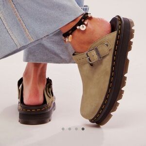 Dr Martens Zebzag Mules